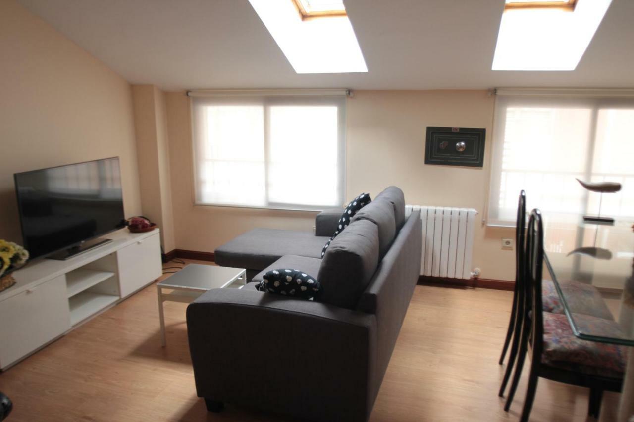 Emilia -Claudio Moyano Apartment บายาโดลิด ภายนอก รูปภาพ